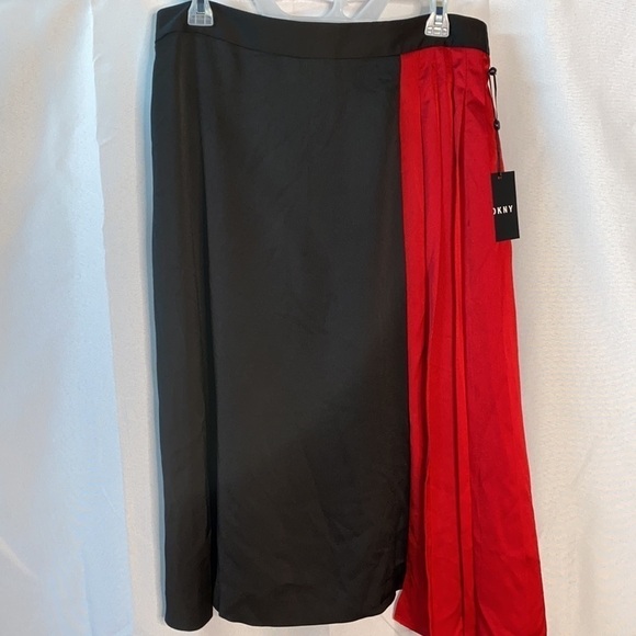 DKNY ASYM PLEATED SKIRT - Picture 5 of 11